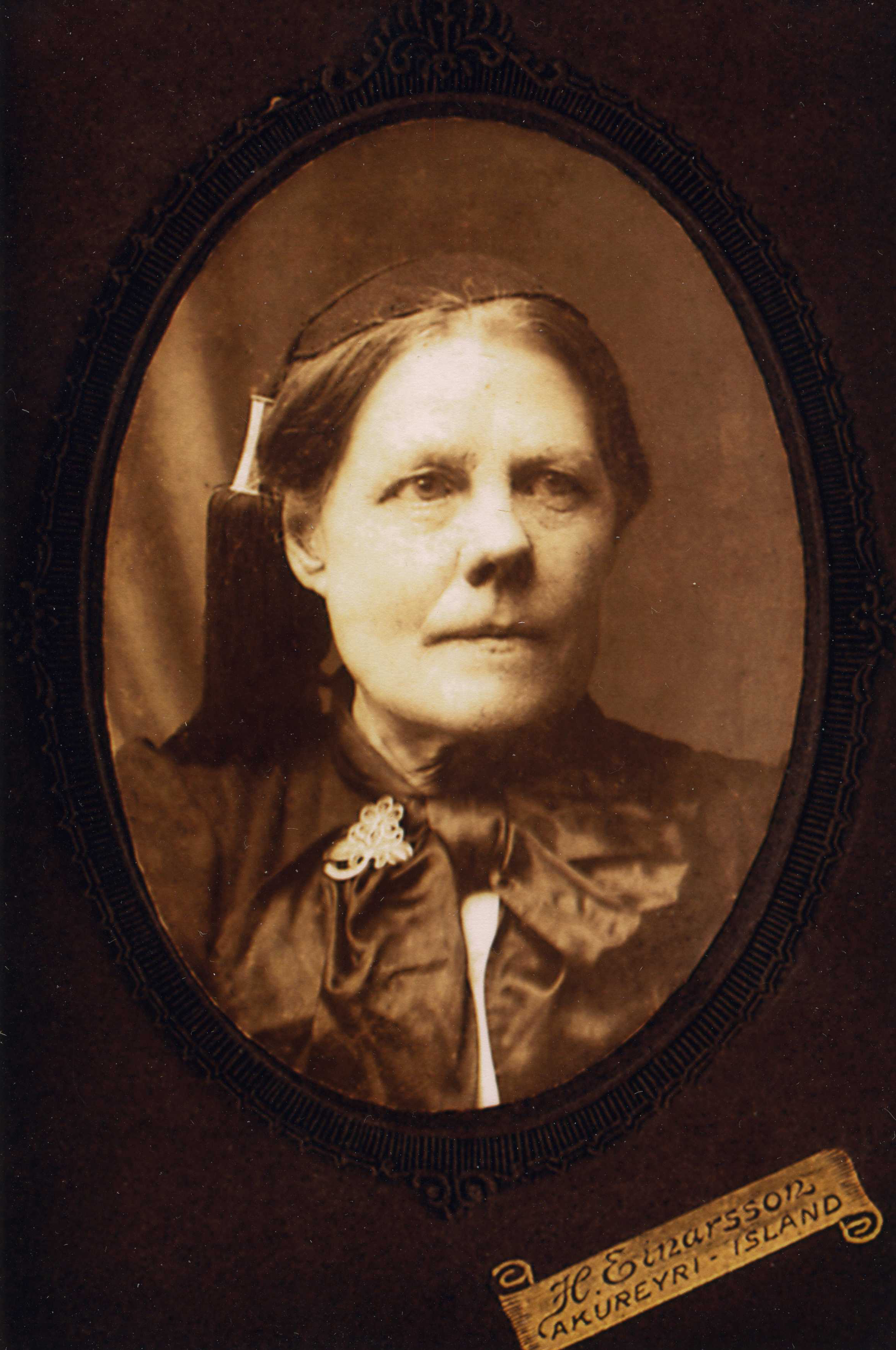 Steinunn Anna Sigurðardóttir bjó í Garðshorni 1899-1904 ásamt manni sínum Guðmundi Sigfússyni