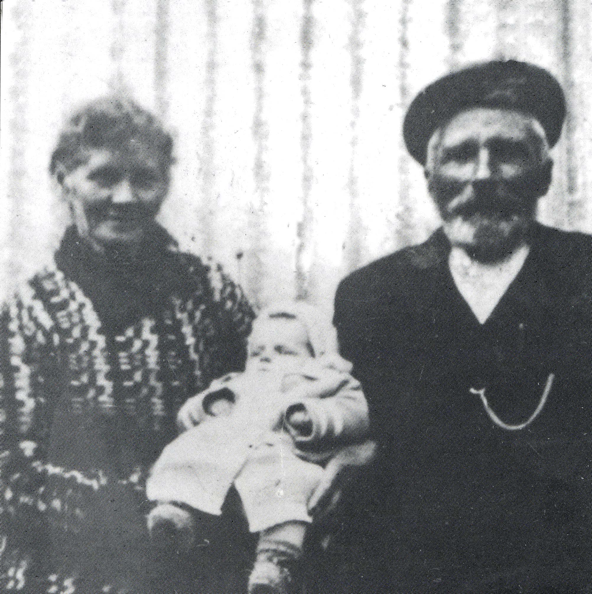 Sigríður Markúsdóttir og Guðmundur Guðmundsson ásamt fósturbarnabarni,  Sigríði Brynjólfsdóttur. Myndin er tekin 1931.