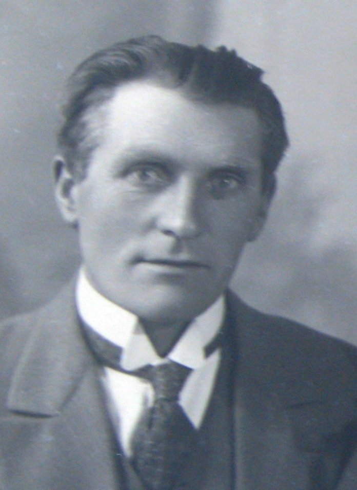 Hafliði S Bjarnason