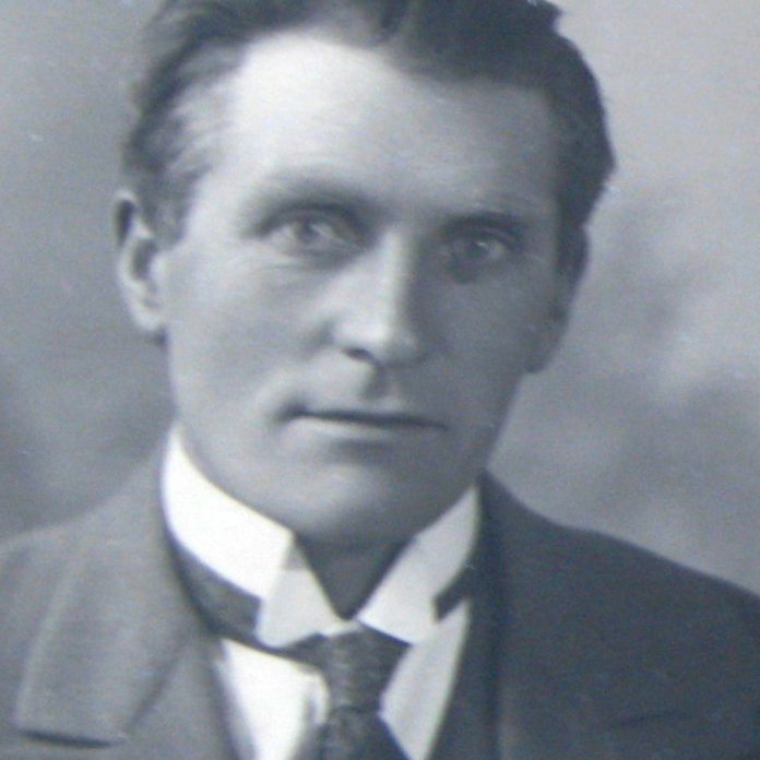 Hafliði S Bjarnason